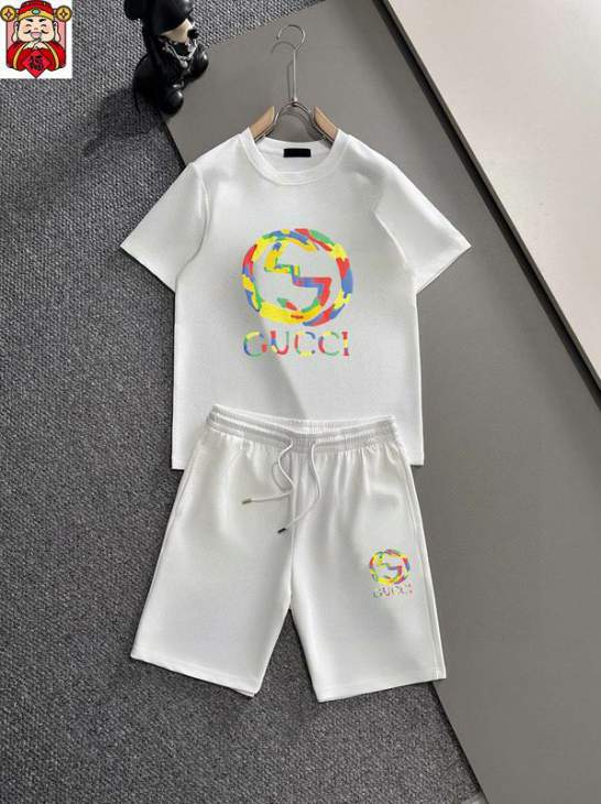 Picture of Gucci Shirt Pant Suits _SKUGucciM-5XLkdtr11322249
